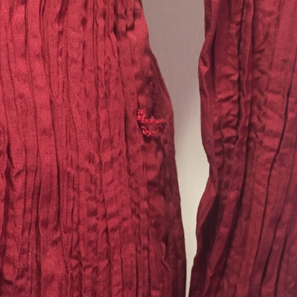 Apt. 9 Maroon Crinkle Long Sleeve Button Up - Picture 3 of 8